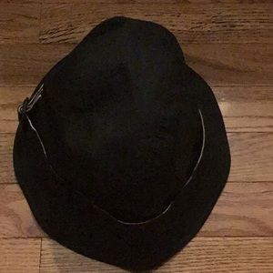 NWOT Burberry Hat